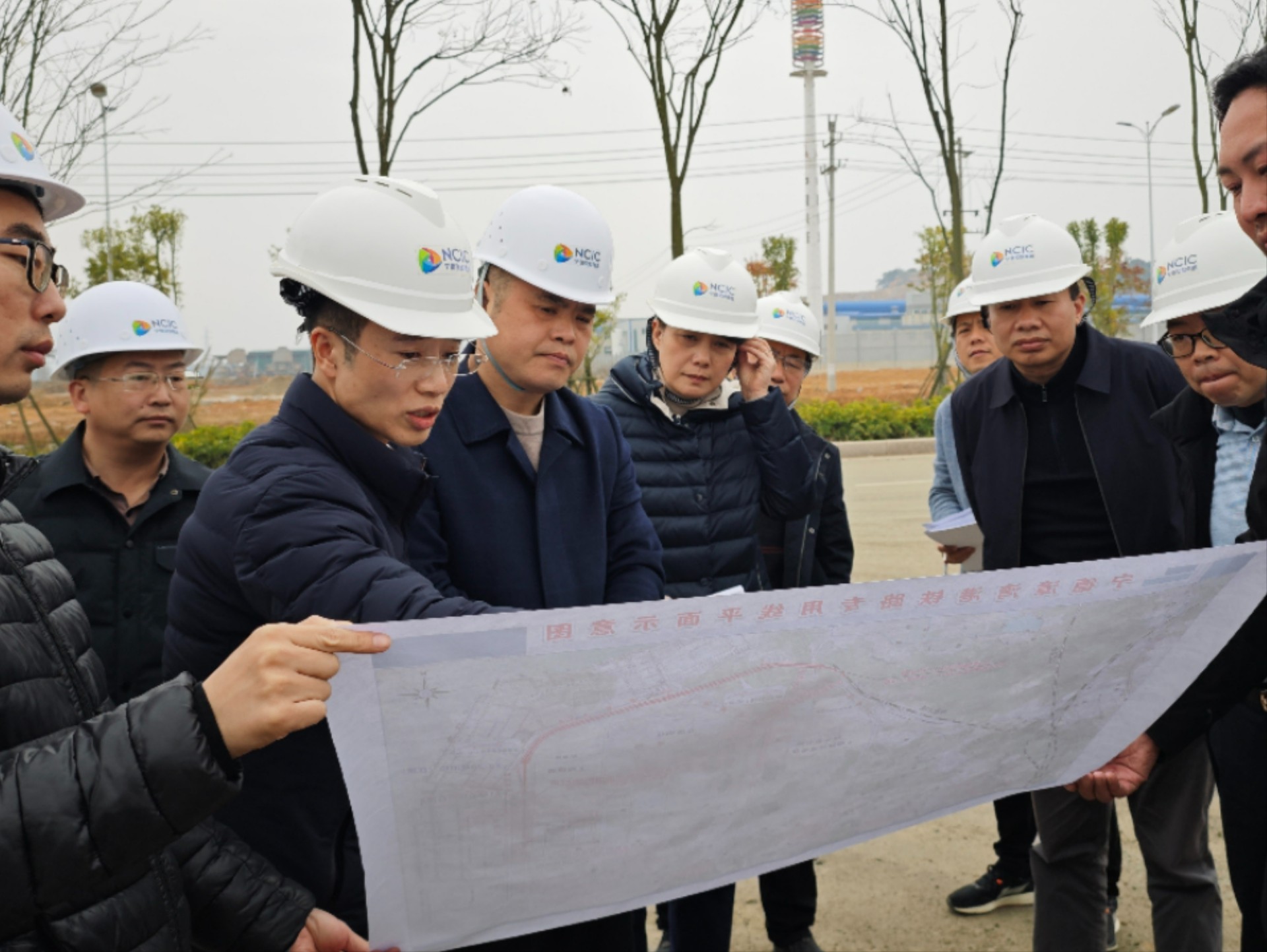 2024-2-29市交投集團(tuán)領(lǐng)導(dǎo)深入市交投物流集團(tuán)項(xiàng)目一線調(diào)研，章佳琦拍攝2.jpg